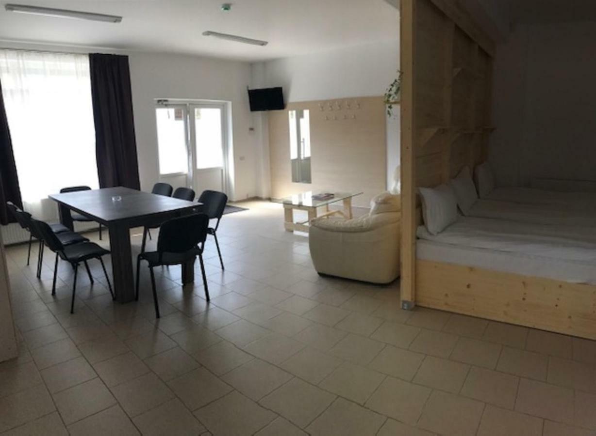 Hotel Nova Residence Popesti-Leordeni المظهر الخارجي الصورة