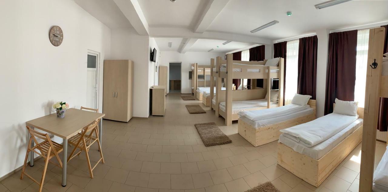 Hotel Nova Residence Popesti-Leordeni المظهر الخارجي الصورة